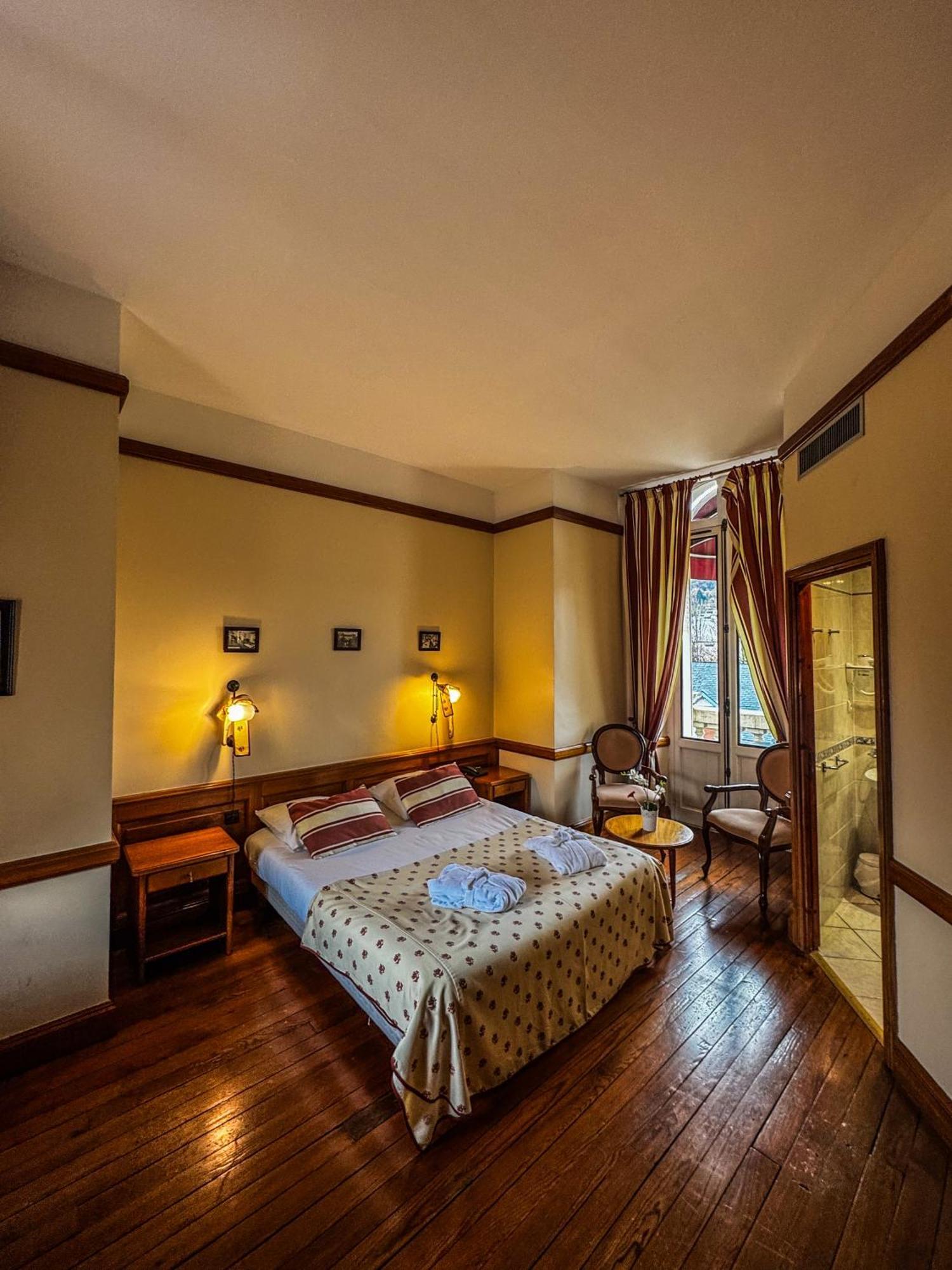 Grand Hôtel de France Pierrefitte-Nestalas Extérieur photo